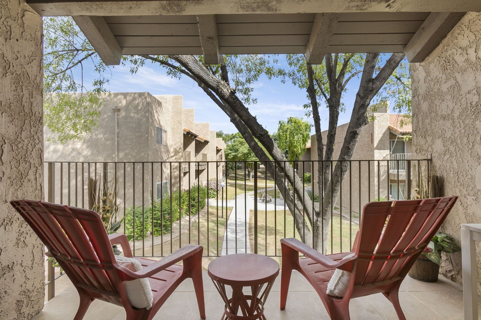 Browse our Arizona vacation homes by amenity