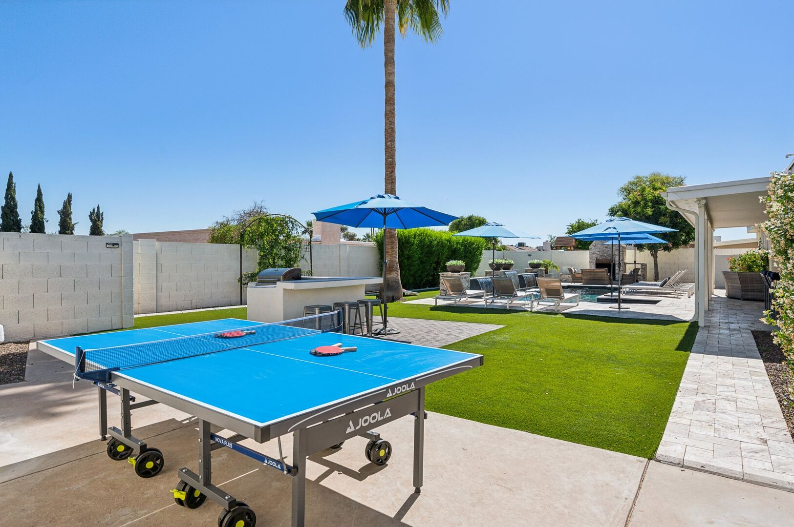 Browse our Arizona vacation homes by amenity